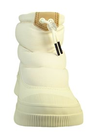 Cremfarbene gepolsterte Winterstiefel mit weißen Schnürsenkeln, die im oberen vorderen Bereich von einem Kunststoffverschluss gesichert sind.