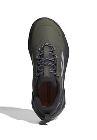 adidas Terrex TRAILMAKER 2.0 GORE-TEX® HIKING - Zapatillas de senderismo - olive strata silver dawn aurora black