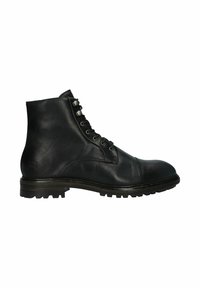 Botas negras de cuero hasta el tobillo con punta redonda, cordones en la parte delantera y herrajes de tono plateado. Superficie texturizada y suela resistente con tacos.