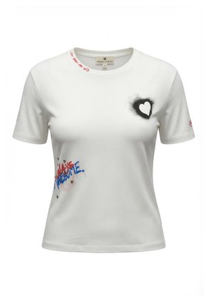 T-shirt blanc à manches courtes avec un cœur noir peint en aérosol sur la poitrine et un texte rouge-bleu « Always Awesome » près de la taille, agrémenté de petits clous en métal.