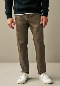 Next REGULAR FIT OVERDYED - Jean droit - brown