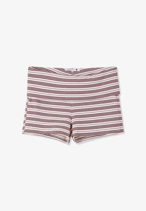 Złożone spodenki wykonane z prążkowanej tkaniny w poziome paski w kolorach bordowym i beżowym, z szerokim pasem i metką z rozmiarem wewnątrz.