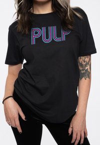 Paradiso Clothing PULP INTRO BAND LOGO - Print T-shirt - black