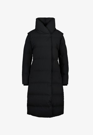 Zwarte pufferjas met een hoge kraag, voorzien van een geblokt ontwerp en lange mouwen. Het is gemaakt van een soepele, geïsoleerde stof voor warmte.