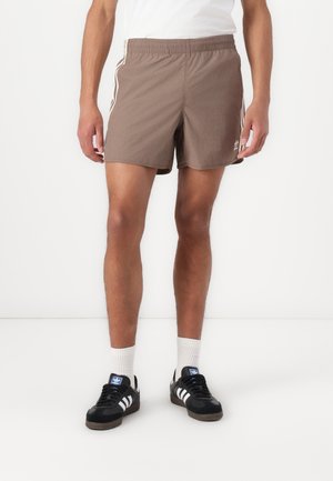 Shorts - brown