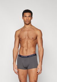 Tommy Hilfiger PREMIUM ESSENTIALS TRUNK 3 PACK - Boxerbriefs - blue spell/anchor blue/dark ash