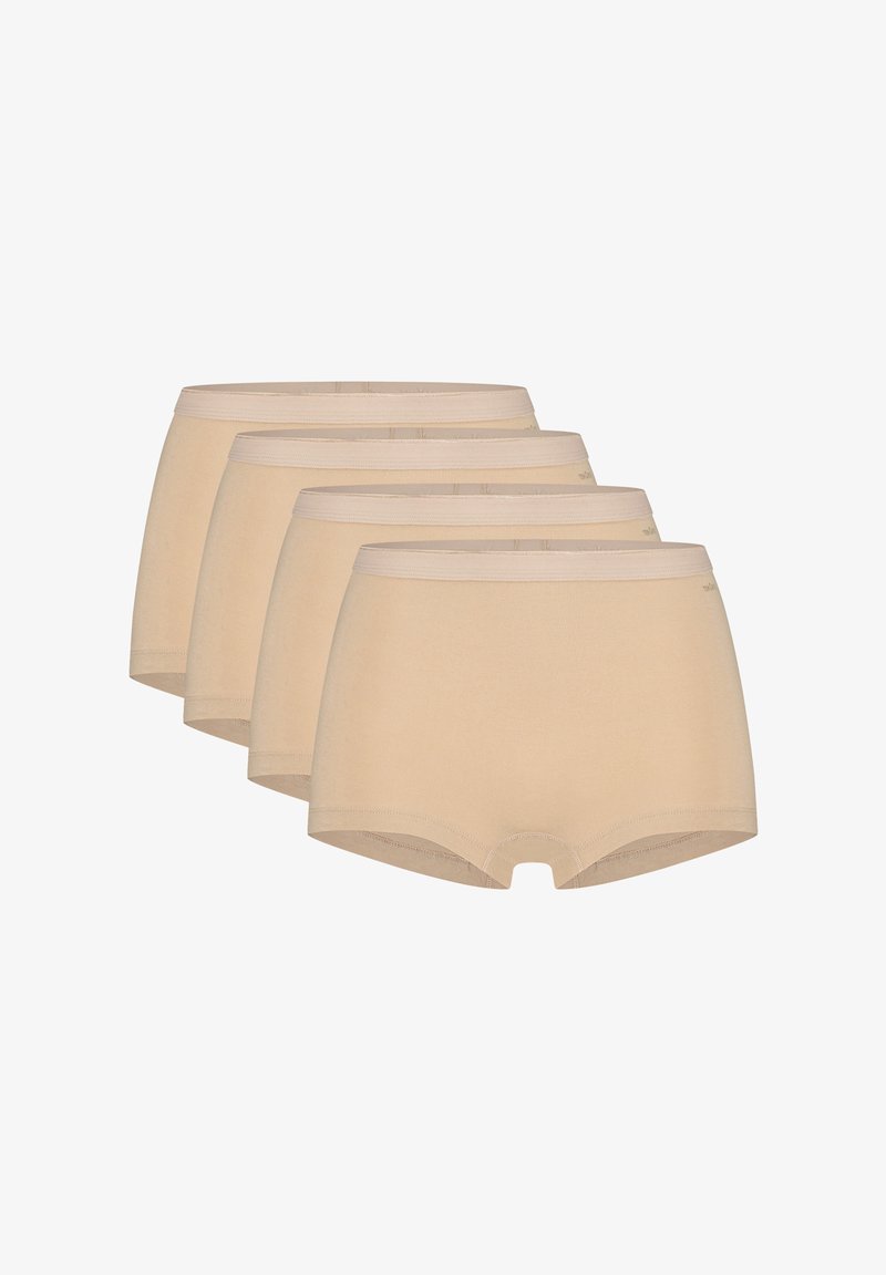 Quatre paires de boyshorts en coton beige avec des ceintures élastiques, présentant une texture lisse et un design simple, sans motifs ni accents.