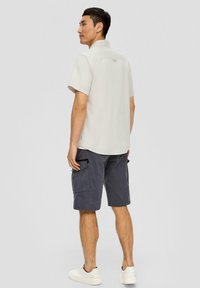 s.Oliver MIT CHAMBRAY DETAILS - Overhemd - beige