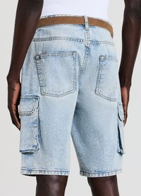Calliope TASCONI CHIARO - Shorts di jeans - blu denim chiaro