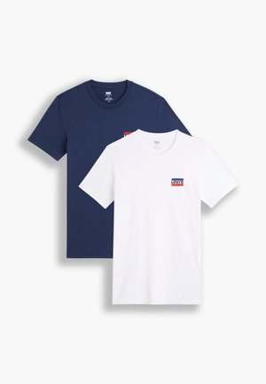 Twee t-shirts met korte mouwen, één navy blauw en één wit, gemaakt van katoen. Beide hebben een klein merklogo op de borst.
