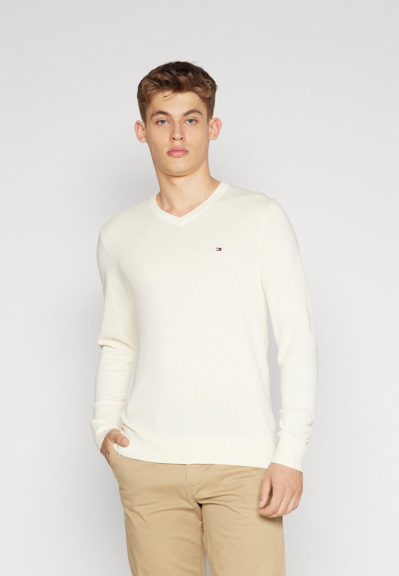 tommy-hilfiger-classic-v-neck-neule-calico-luonnonvalkoinen