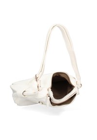 Borsa a tracolla in finta pelle bianca con ampio apertura superiore, strap unicamente, e hardware color oro. L'interno presenta una fodera marrone.