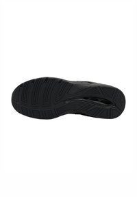 Sort sportssko sål med teksturerede mønstre, riller til greb og ventilationshuller. Gummimateriale med et holdbart design.