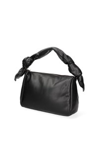 Zwarte leren handtas met een geknoopte handgreep, rechthoekige vorm, ritsclosure en een gladde textuur. Kenmerkt zich door een minimalistisch ontwerp zonder zichtbare hardware.