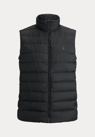 Juodas pūkinis liemenė su aukštu apykakliu, vertikaliu siuvinėjimu, priekyje užtrauktuku užsegama ir mažu logotipu kairėje krūtinės pusėje.