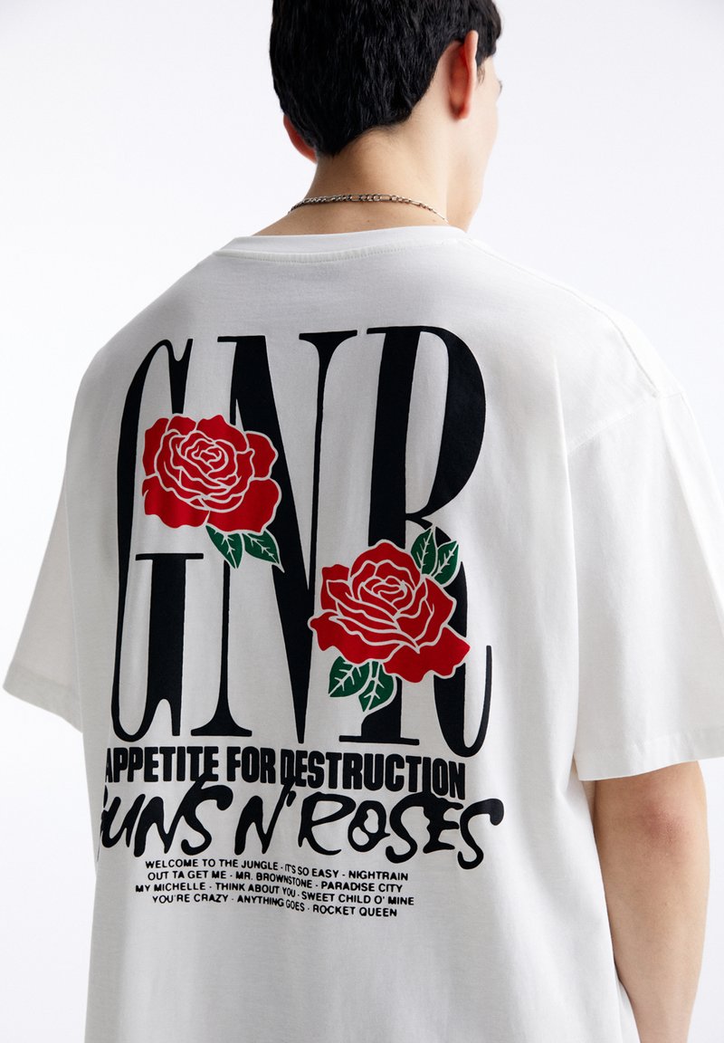 PULL&BEAR GUNS N ROSES Tshirt print white/wit Zalando.nl