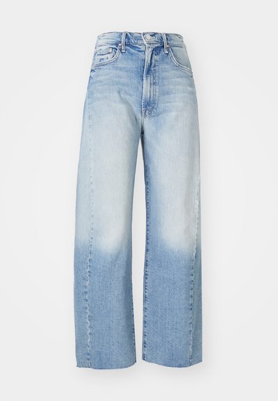 Heledad sinine denim laiad püksid, millel on gradientfaded heledast tumedamaks siniseks, viie tasku ja kõrge vöökoht.