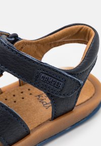 Camper BICHO - Chodecké sandály - navy