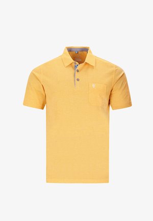 Korte mouwen polo-shirt van lichtgele stof, met een grijze kraag en twee knopen, en een klein zakje op de linkerkant van de borst.