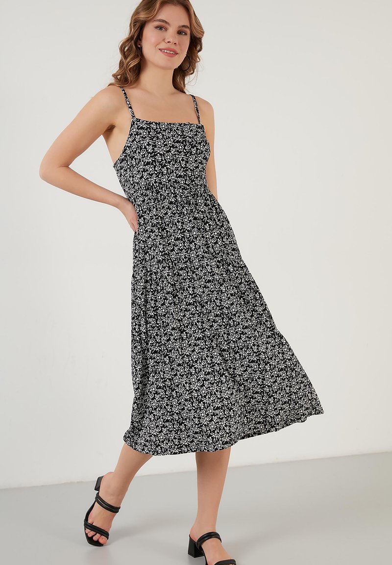 LELA REGULAR FIT - Sukienka z dżerseju