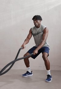 Nike Performance - Top