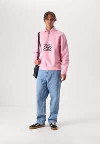 Pal Sporting Goods TRIALHEAD UNISEX - Ikdienas džemperis - candy