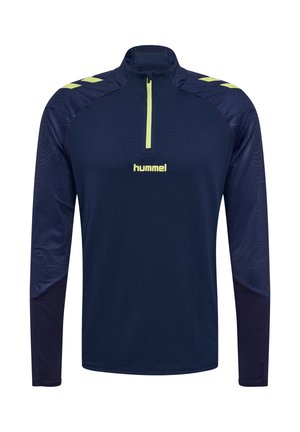 Marineblauw sportshirt met lange mouwen en een halve ritssluiting bij de kraag, gele accenten en gestructureerde donkerblauwe mouwen met patroon. Voorzien van het "hummel" logo op de borst.