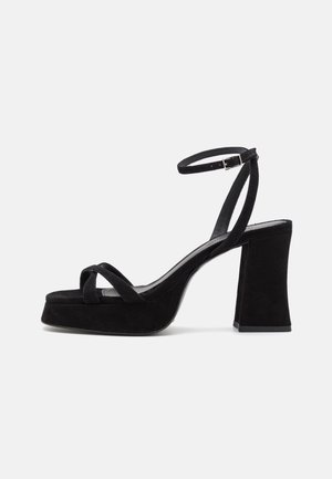 Sandali con tacco - black