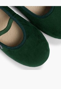 Pisamonas Ankle strap ballet pumps - verde