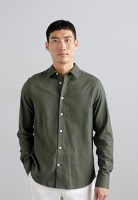 J.LINDEBERG Shirt - forest green