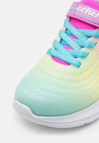 Skechers GLITTER TRANSLUCENT GORE STRAP - Sneaker low - pink/multi-coloured