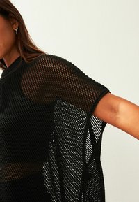 Next OVERHEAD COVER UP  - Kapper - black