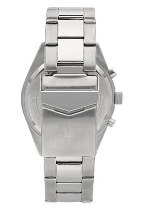 Montre en acier inoxydable avec une finition polie, maillons épais et boîtier rectangulaire. Comprend un logo et un fermoir à bouton-poussoir. Cadran rond visible.