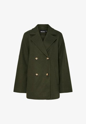 Divreiz aizpogājams mētelis tumši zaļā vilnas maisījumā. Iezīmējas ar lieliem uzlakotiem, zelta tonī, pogām un sānu kabatu. Brīvs piegriezums ar struktūru.