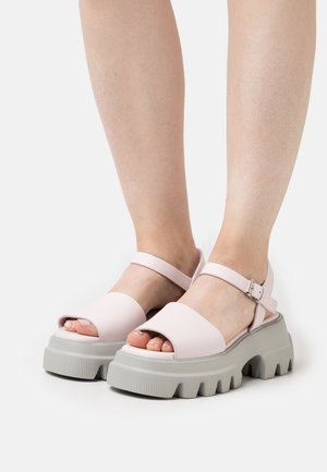 Copenhagen Studios, Sandales à plateforme - light pink