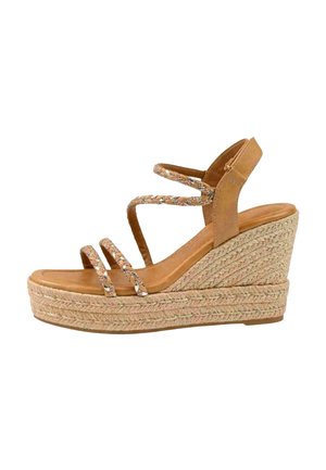 Nekane, NKN NEKANE-BF.ENSTATITA - Sandalias con plataforma - camel