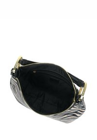 Borsa con stampa a zebra, interno nero, chiusura con cerniera dorata e doppie tracolle. Presenta una texture liscia e una forma compatta.