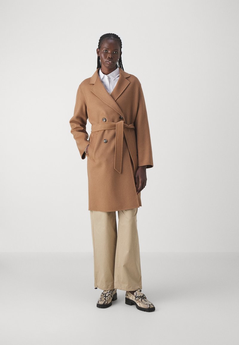 MAXMARA summer coat