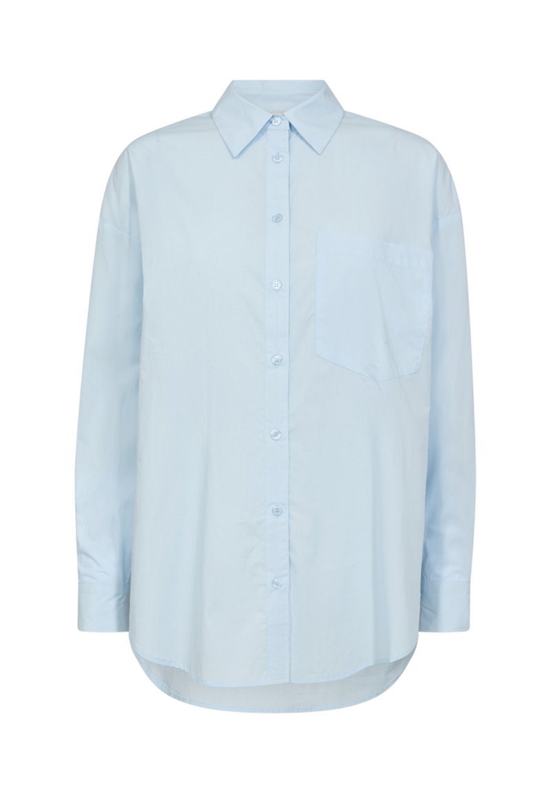 Lichtblauw katoenen shirt met lange mouwen, knoopsluiting, borstzak en een gebogen zoom. Gladde textuur met een klassiek kraagontwerp.