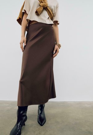 Gonna lunga - dark brown