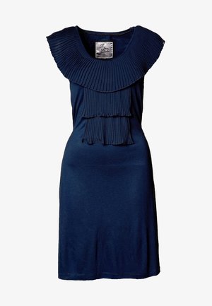 Robe bleu marine sans manches avec large col à volants plissés et détail plissé en couches sur la poitrine.