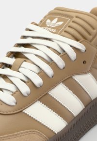 adidas Originals SAMBA XLG UNISEX - Sneakers laag - cardboard/core white