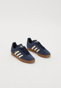 GAZELLE TERRACE ICONS UNISEX - Sneakersy niskie