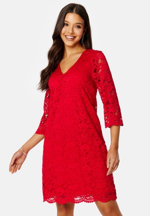 V-NECK 3/4 SLEEVE LACE DRESS - Cocktailjurk - red
