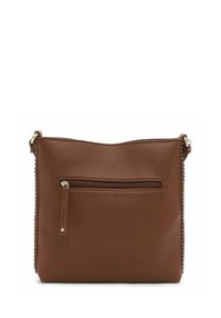 Bruine leren crossbodytas met een gestructureerde afwerking, een ritsvak aan de voorkant en zijstikseldetail. Verstelbare riem met metalen hardware.
