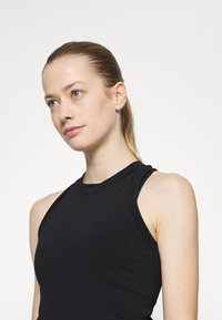 Athleta RENEW RACERBACK SEAMLESS TANK - Top - black