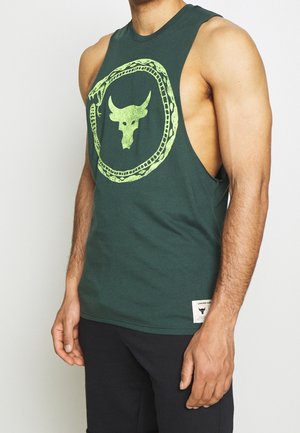 Top - green