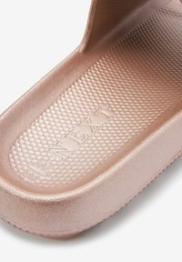 Next CHUNKY  - Baseino šlepetės - rose gold