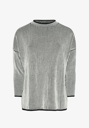 Suéter a rayas en blanco y negro con cuello redondo y mangas tres cuartos. Presenta un tejido texturizado y un ribete en negro contrastante.