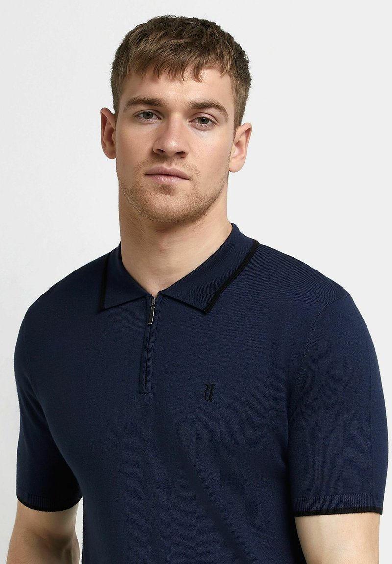 Herren T-Shirts & Polos | River Island Poloshirt navy/dunkelblau - XJ51661 Herren T-Shirts & Polos | River Island Poloshirt navy/dunkelblau - XJ51661